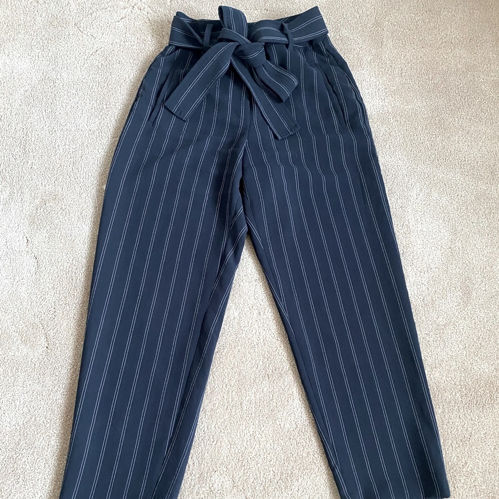 Aritzia Wilfred front tie pant